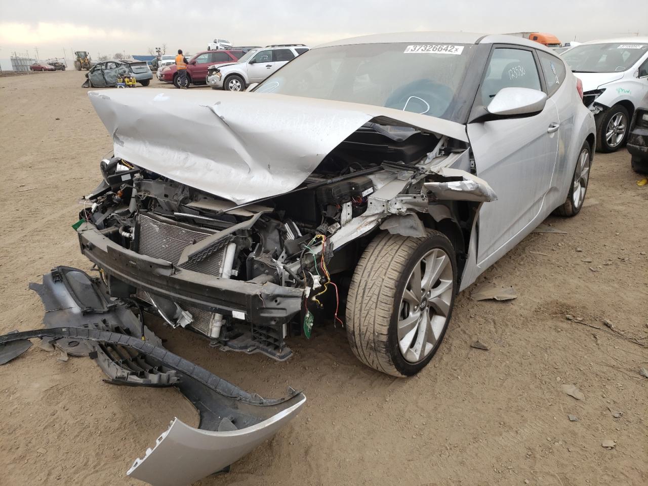 Photo 2 from auction – 2016 HYUNDAI VELOSTER with VIN KMHTC6AD8GU269936