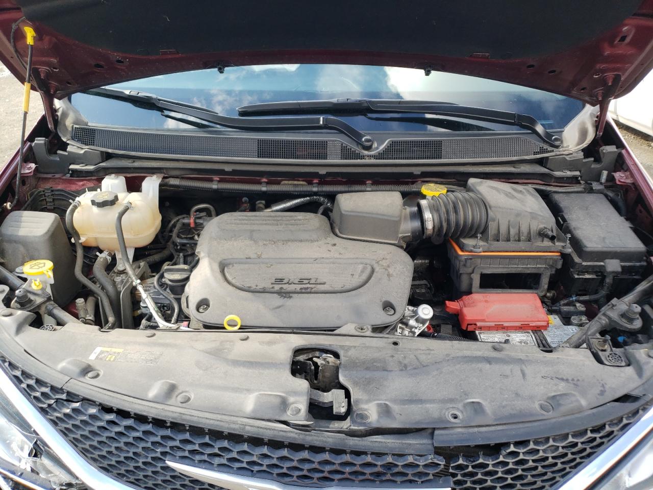 Photo 7 from auction – 2020 CHRYSLER PACIFICA L with VIN 2C4RC1GG6LR185236