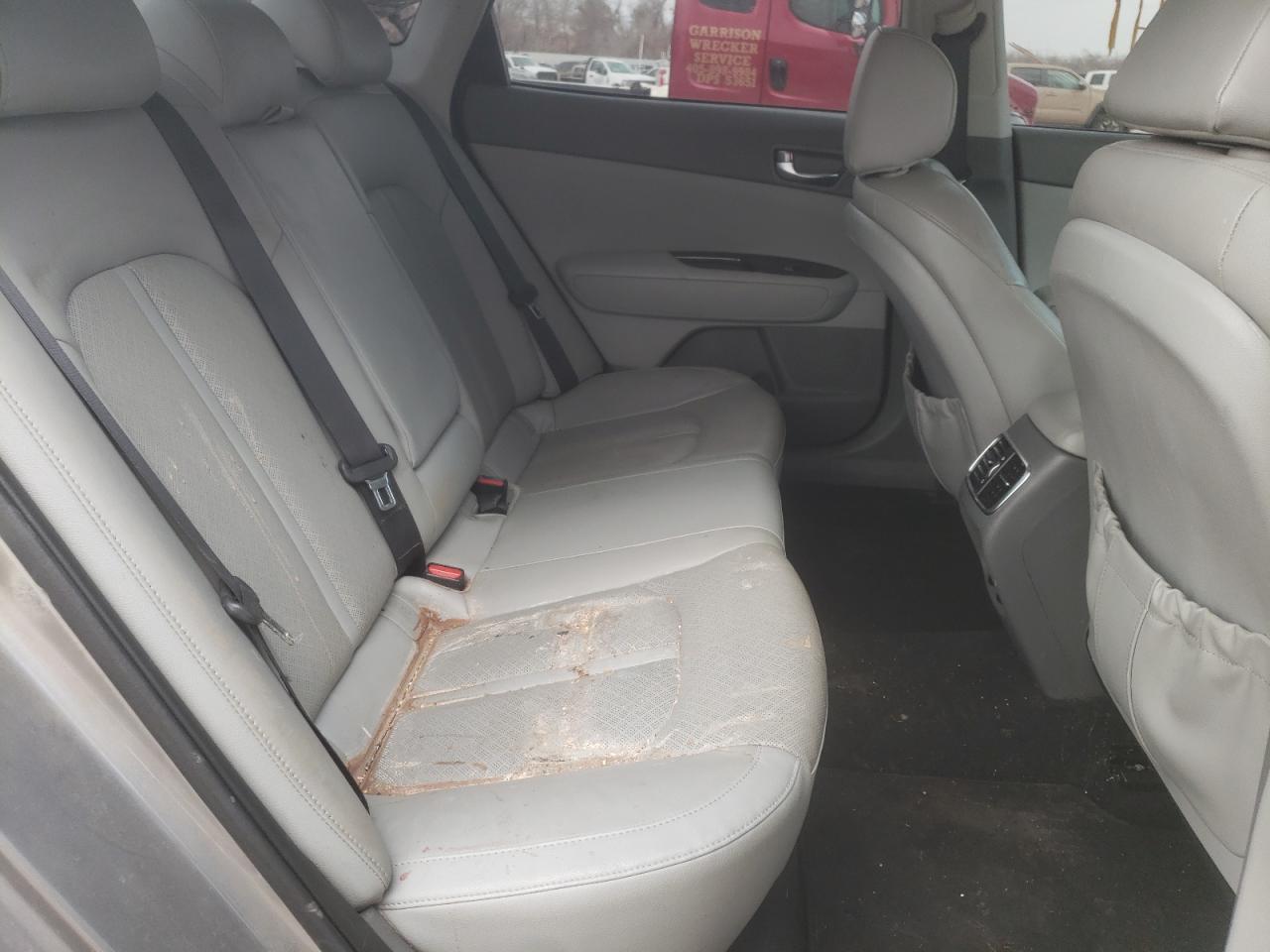 صورة رقم 6 من المزاد - 2016 KIA OPTIMA EX مع VIN 5XXGU4L33GG065899