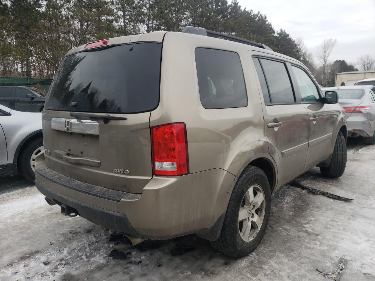 Photo 4 from auction – 2011 HONDA PILOT EX with VIN 5FNYF4H44BB080648