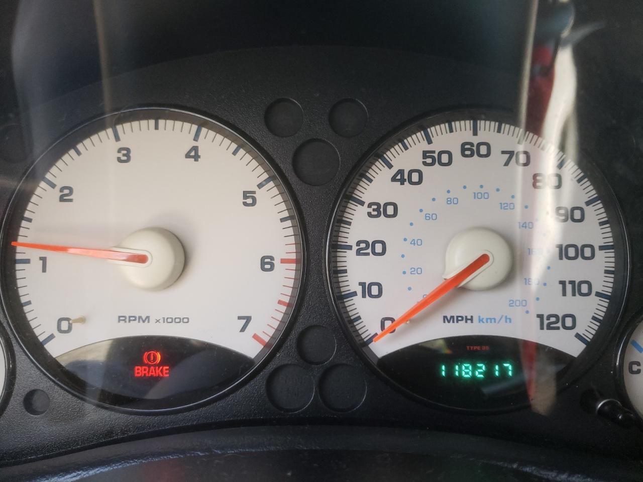 Photo 8 from auction – 2004 JEEP LIBERTY RE with VIN 1J4GL38K74W254198