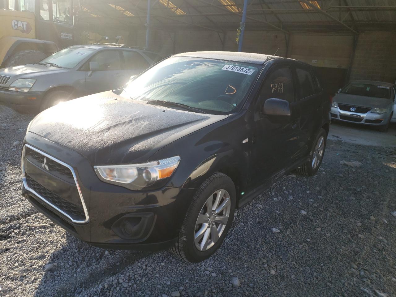 Photo 2 from auction – 2014 MITSUBISHI OUTLANDER with VIN 4A4AP3AU8EE006263