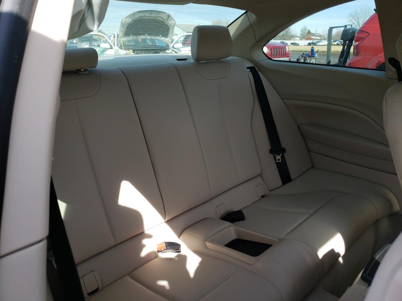 Photo 6 from auction – 2014 BMW 228 I with VIN WBA1F5C53EVV99491