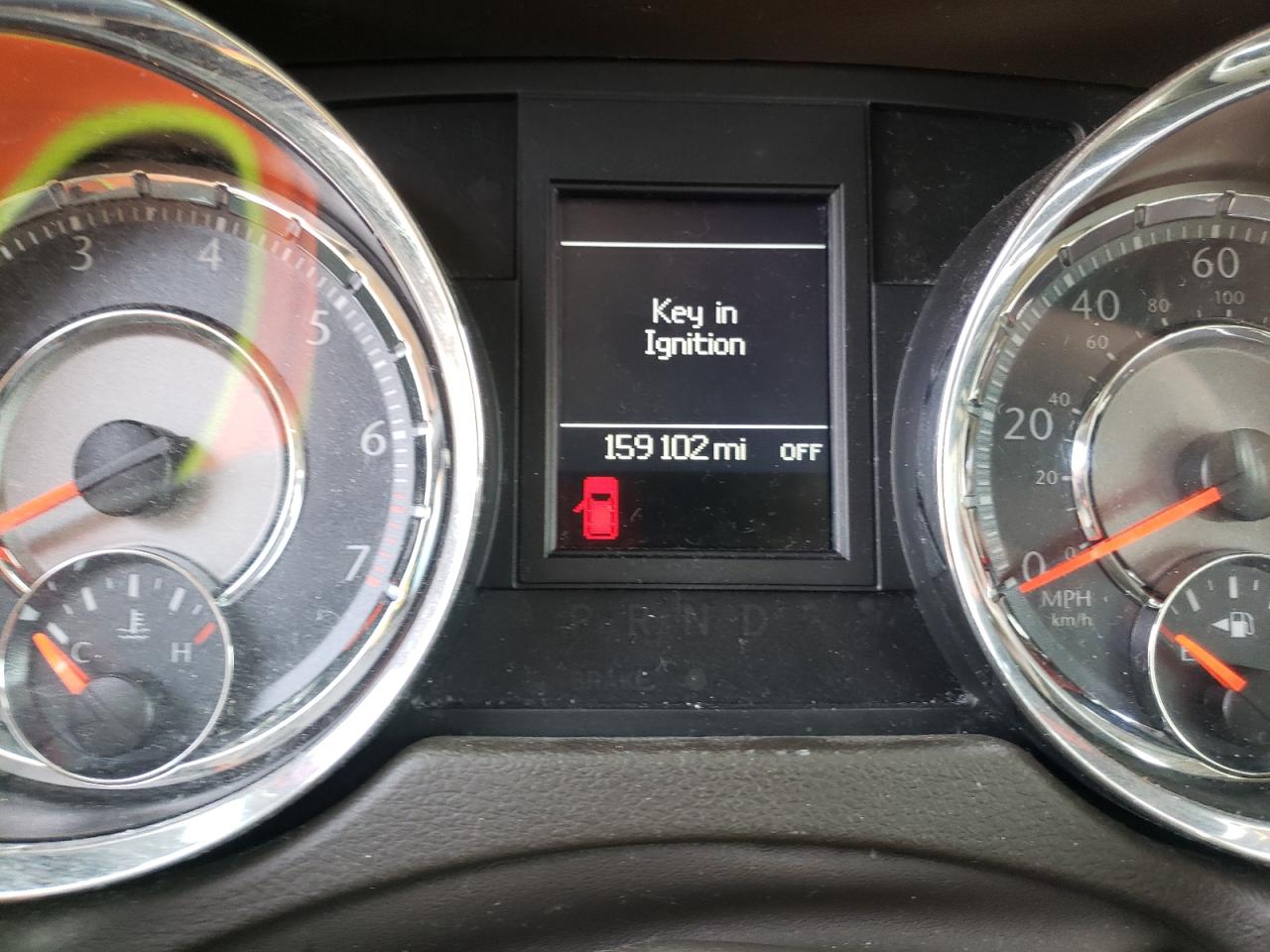 Photo 8 from auction – 2014 CHRYSLER TOWN & COU with VIN 2C4RC1BG6ER246756