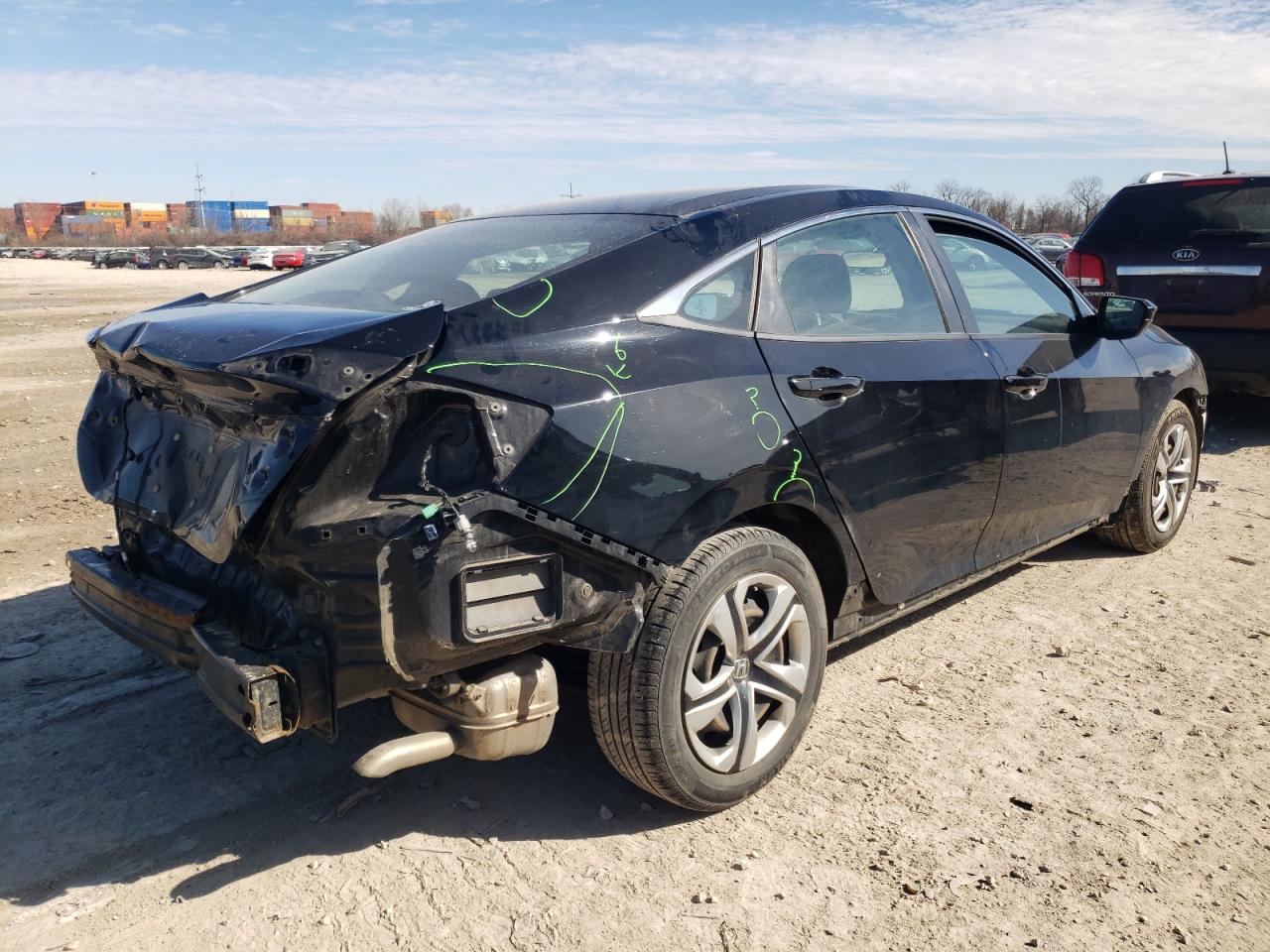 Photo 4 from auction – 2016 HONDA CIVIC LX with VIN 19XFC2F51GE046518