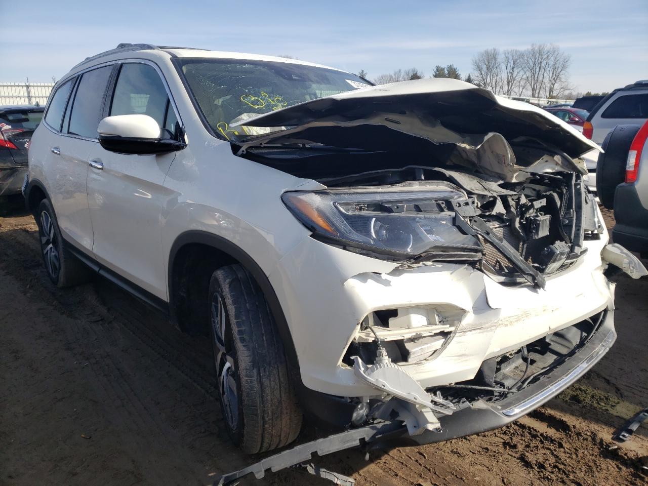 Photo 1 from auction – 2017 HONDA PILOT ELIT with VIN 5FNYF6H00HB104915