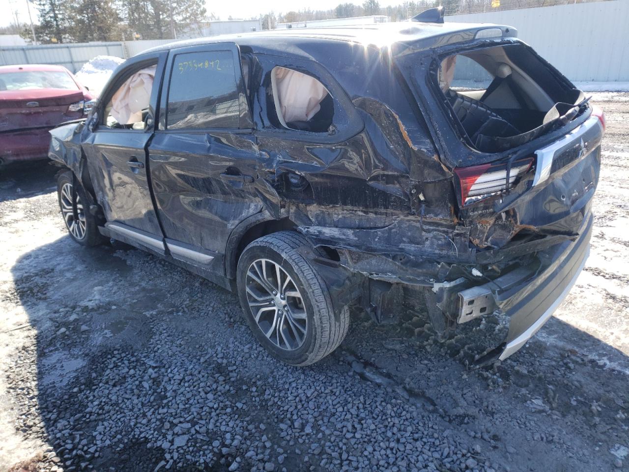 Photo 3 from auction – 2018 MITSUBISHI OUTLANDER with VIN JA4AZ3A36JJ005634