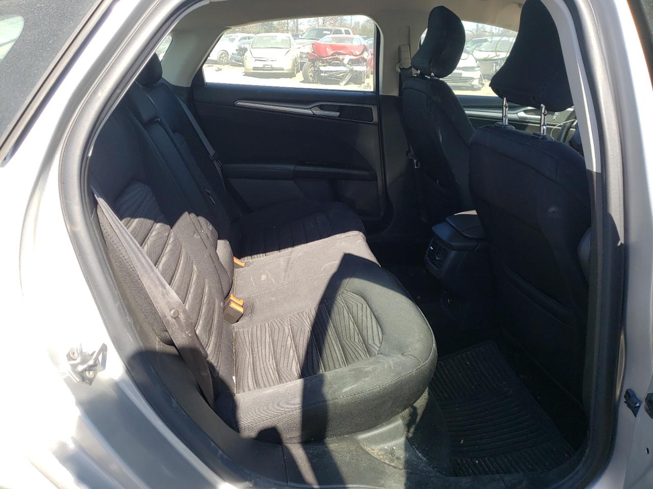 Photo 6 from auction – 2016 FORD FUSION SE with VIN 1FA6P0H70G5127664