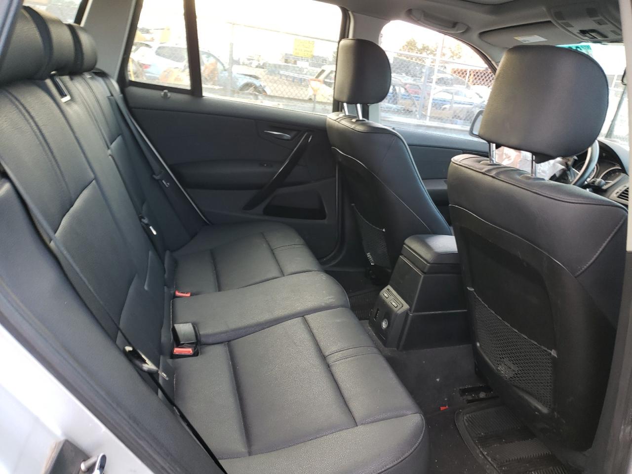 Photo 6 from auction – 2007 BMW X3 3.0SI with VIN WBXPC93487WF26169