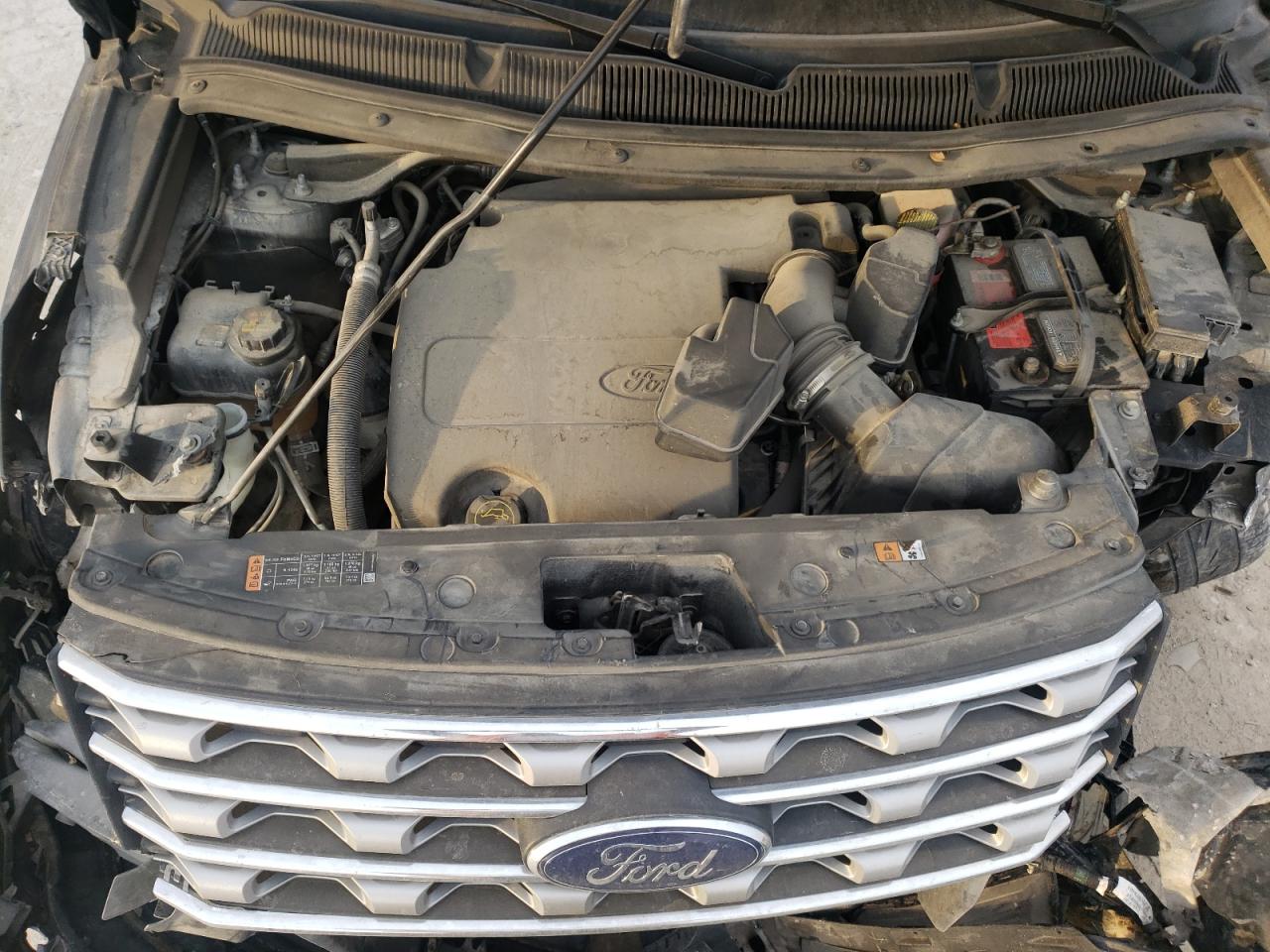 Photo 7 from auction – 2016 FORD EXPLORER L with VIN 1FM5K8F82GGA43778