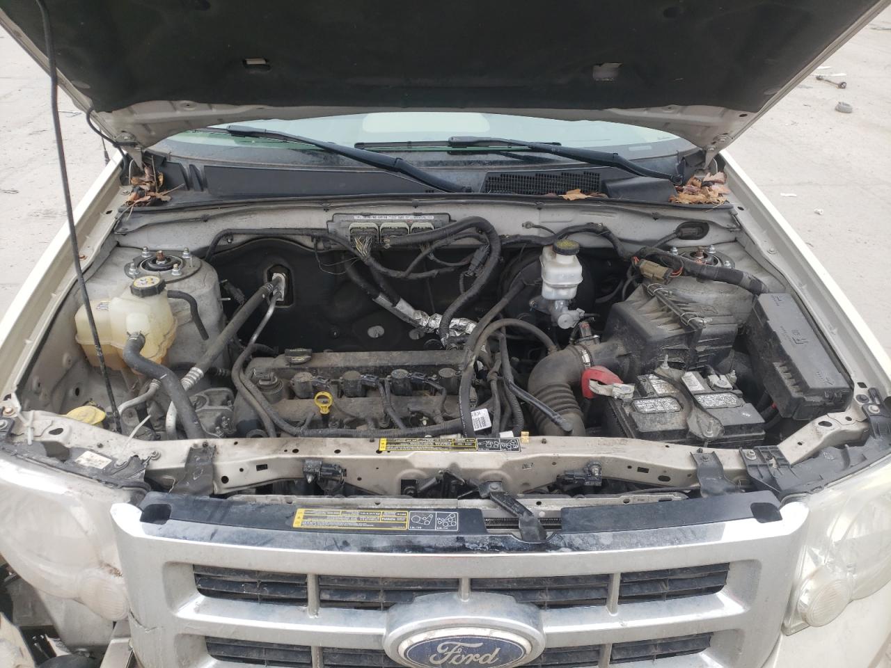 Photo 7 from auction – 2011 FORD ESCAPE XLS with VIN 1FMCU0C78BKC47831