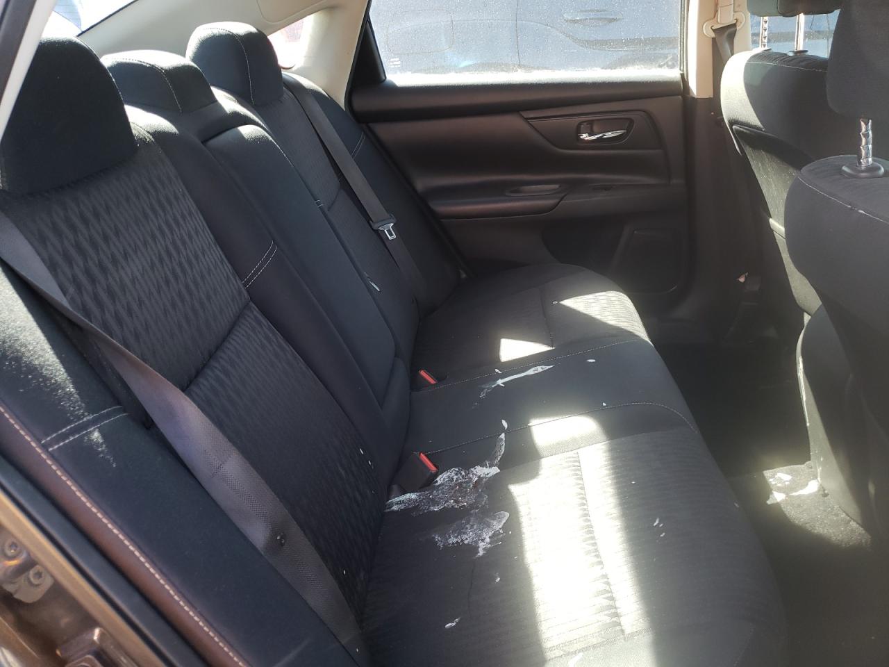 Photo 6 from auction – 2017 NISSAN ALTIMA 2.5 with VIN 1N4AL3AP2HC251563