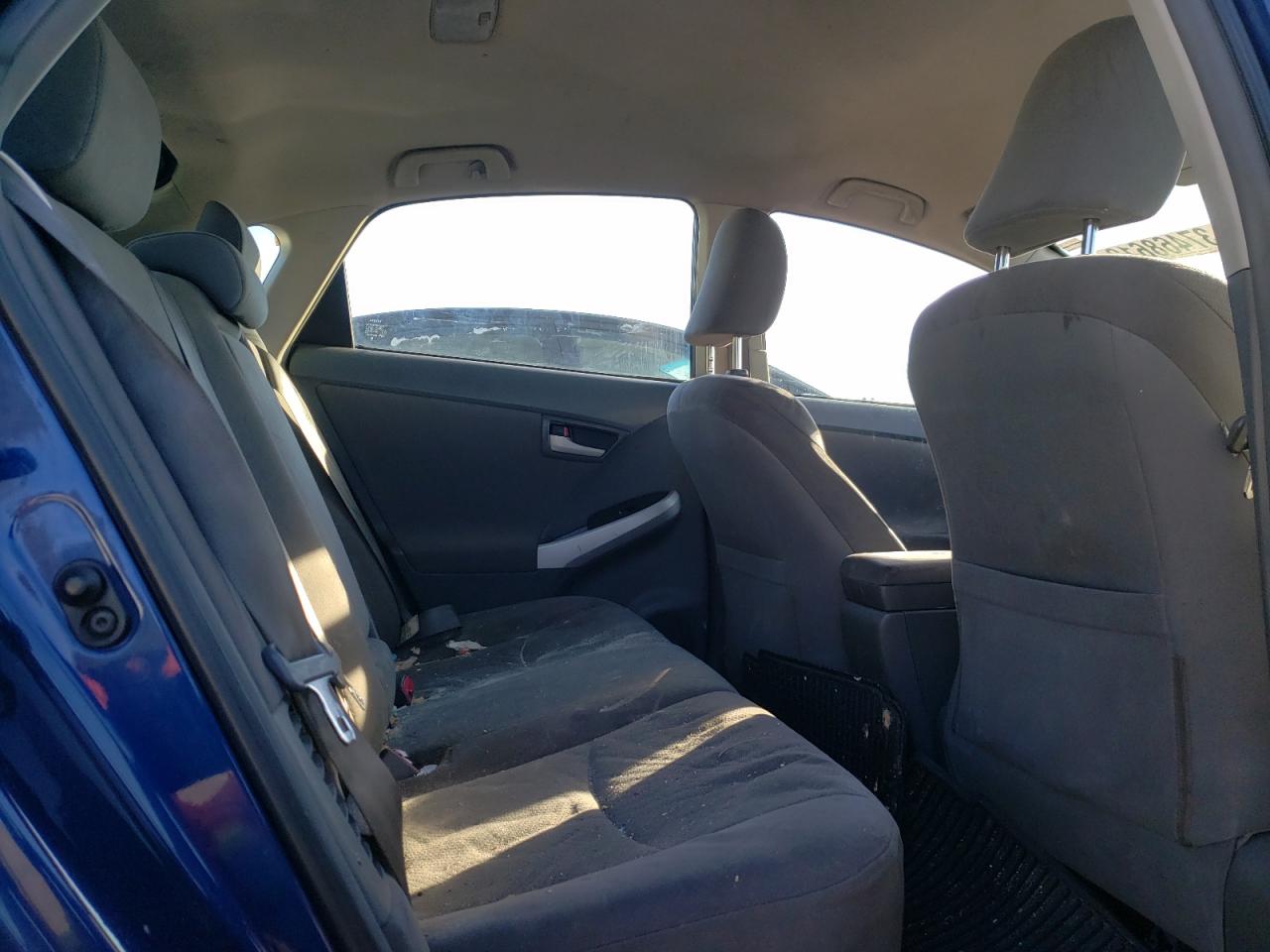 Photo 6 from auction – 2011 TOYOTA PRIUS with VIN JTDKN3DU0B1372265