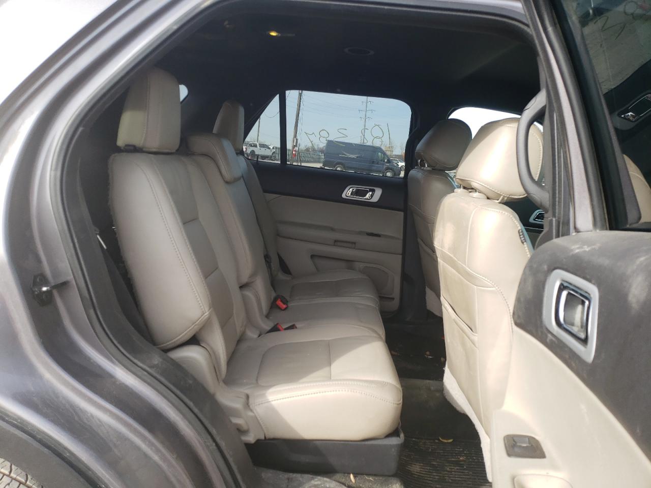 Photo 6 from auction – 2013 FORD EXPLORER X with VIN 1FM5K8D80DGC38423
