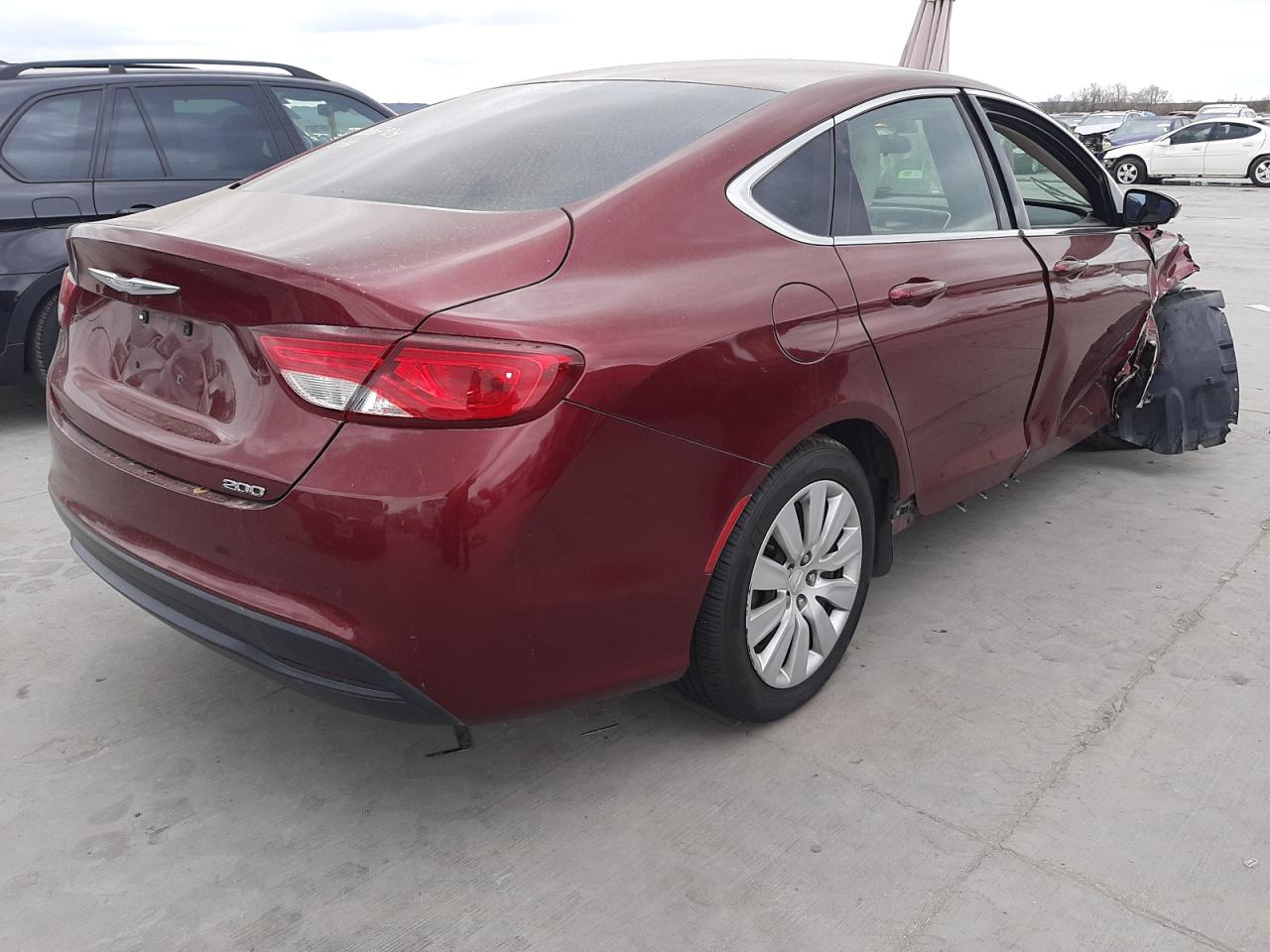Photo 4 from auction – 2015 CHRYSLER 200 LX with VIN 1C3CCCFB6FN599887