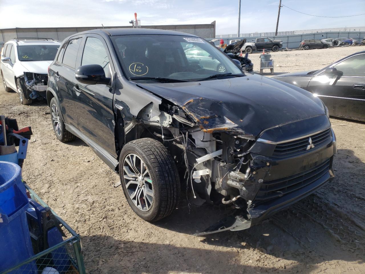 MITSUBISHI OUTLANDER 2016 with VIN JA4AP3AUXGZ061021 - Photo from auction