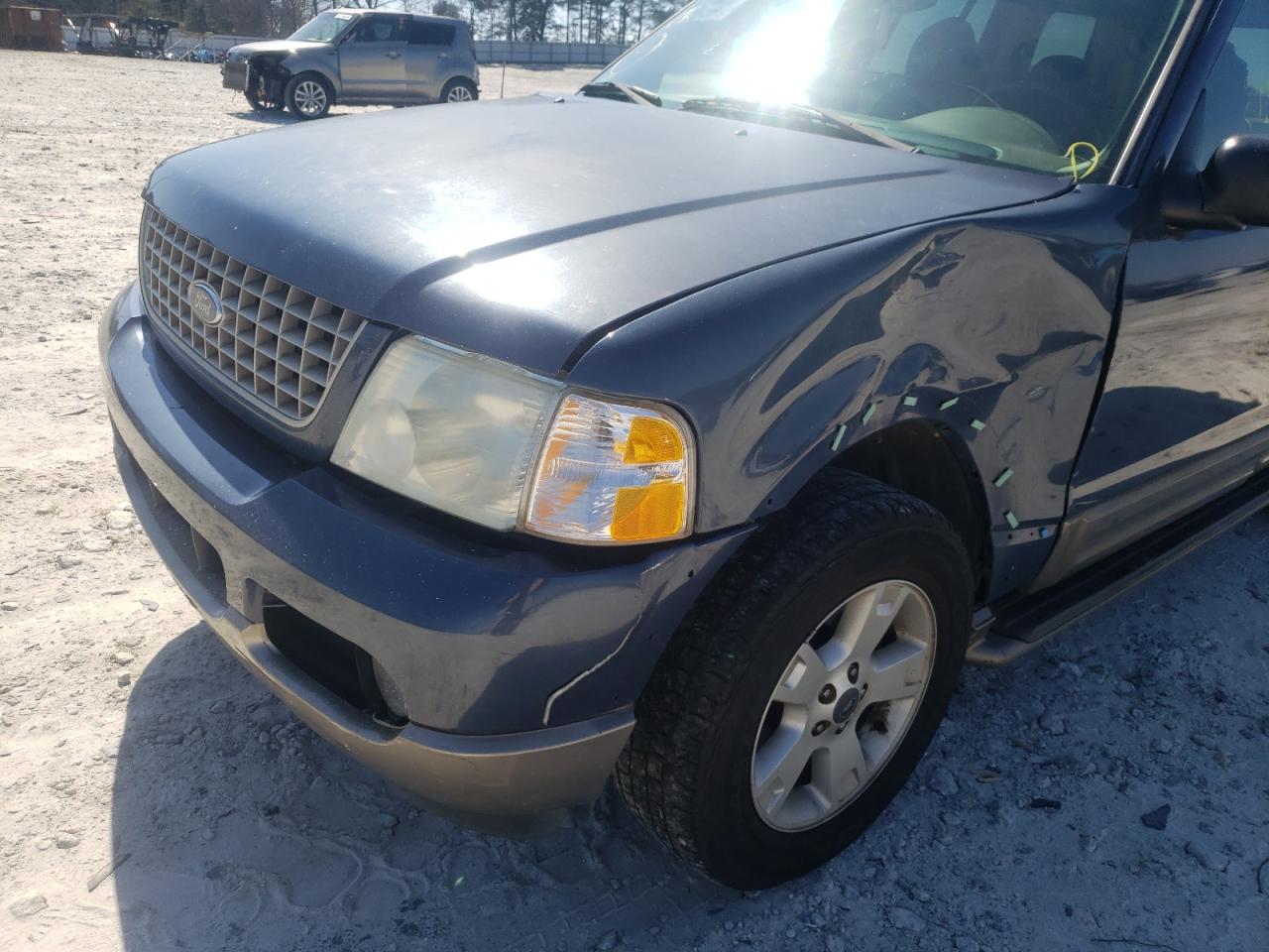 Photo 9 from auction – 2003 FORD EXPLORER E with VIN 1FMZU64K43UB41558