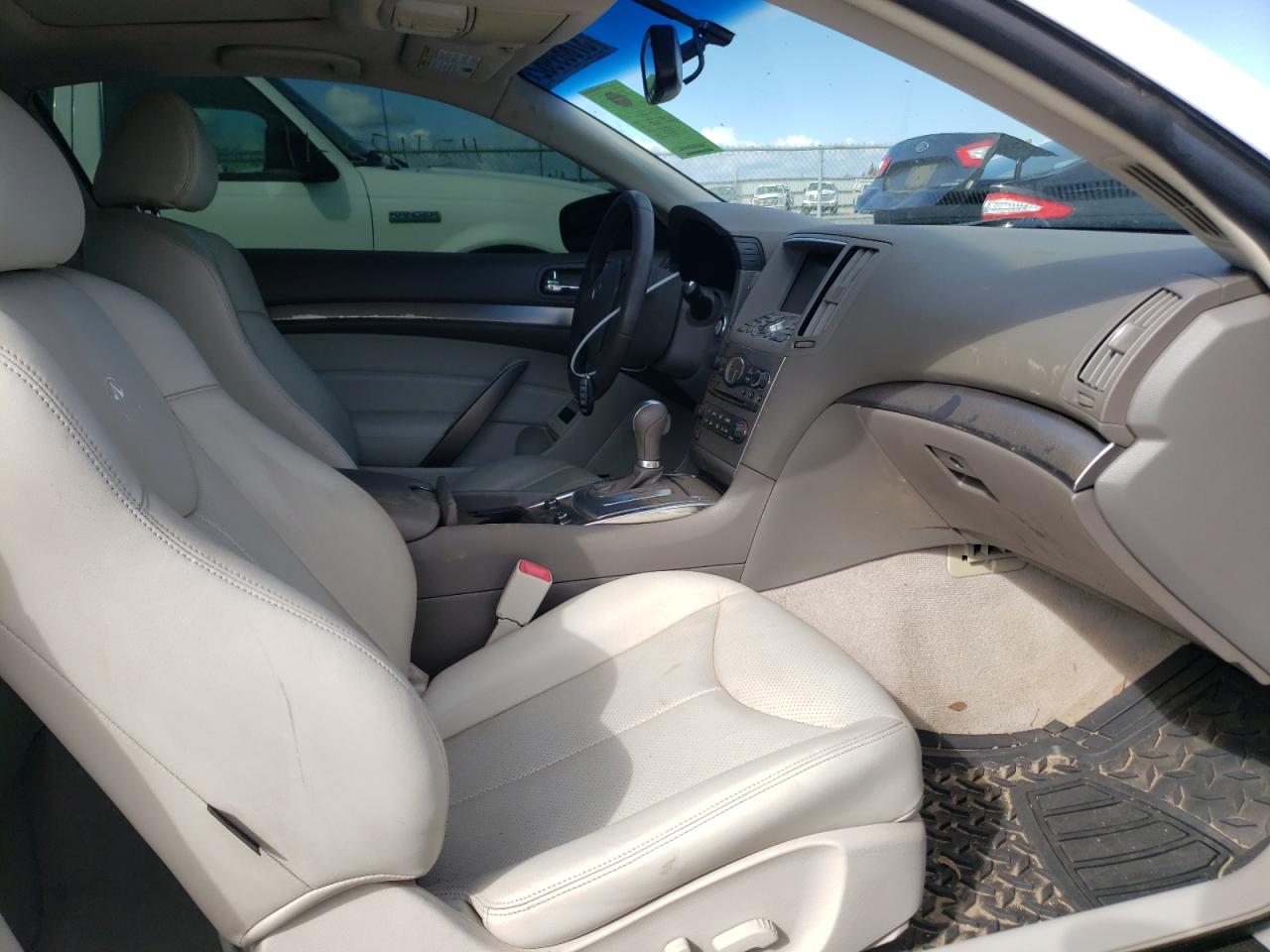 Photo 5 from auction – 2011 INFINITI G37 BASE with VIN JN1CV6EK2CM420144