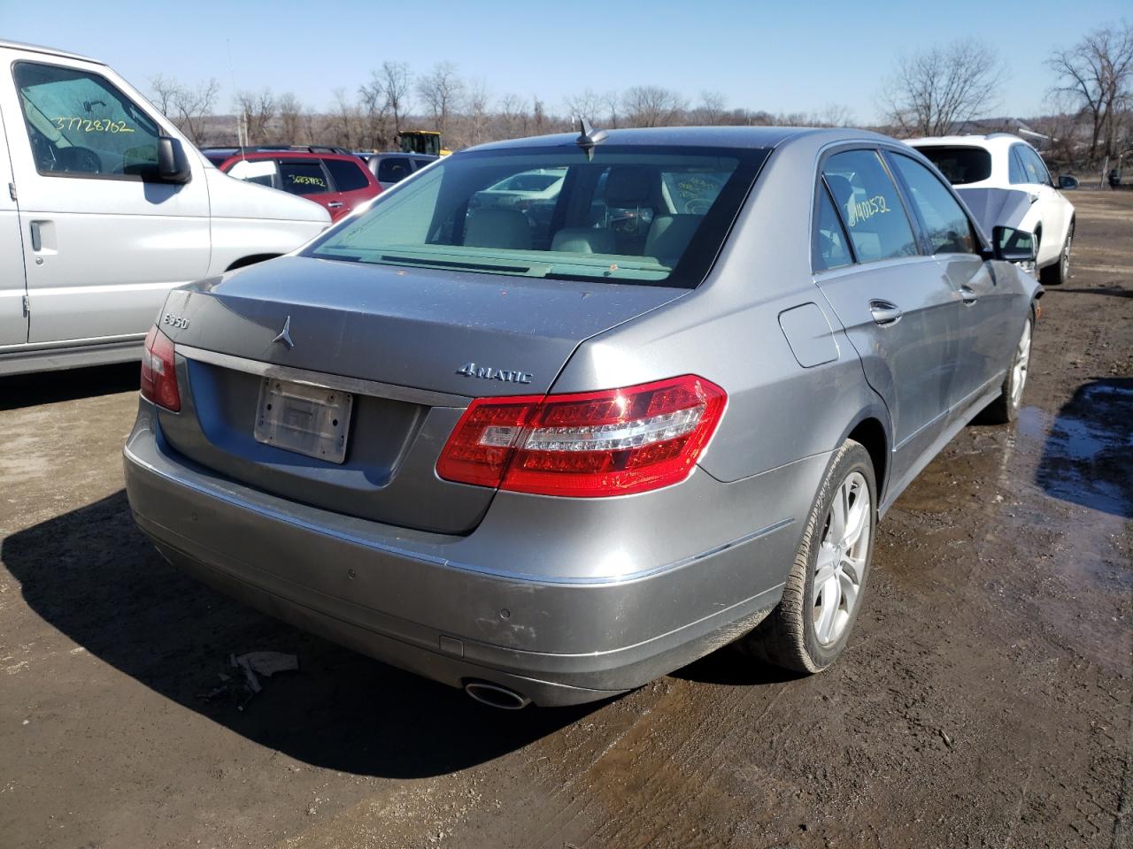 Photo 4 from auction – 2011 MERCEDES-BENZ E 350 4MAT with VIN WDDHF8HB4BA320074