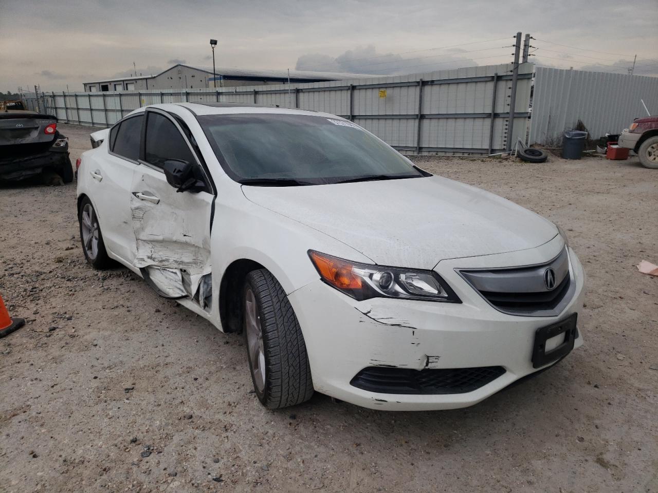 ACURA ILX 20 2014 with VIN 19VDE1F35EE000187 - Photo from auction