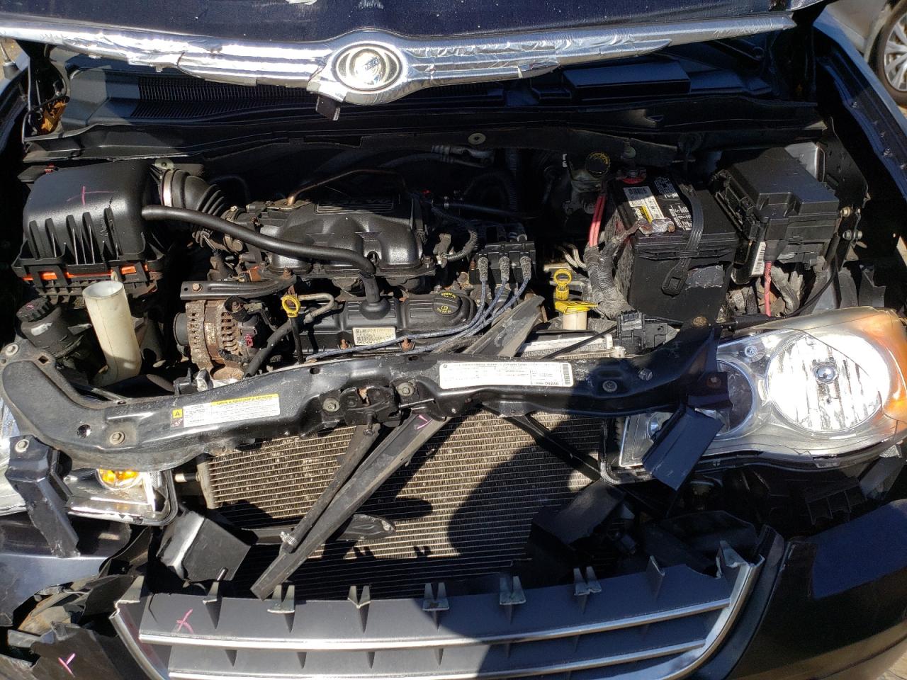 Photo 7 from auction – 2010 CHRYSLER TOWN & COU with VIN 2A4RR4DE6AR151551