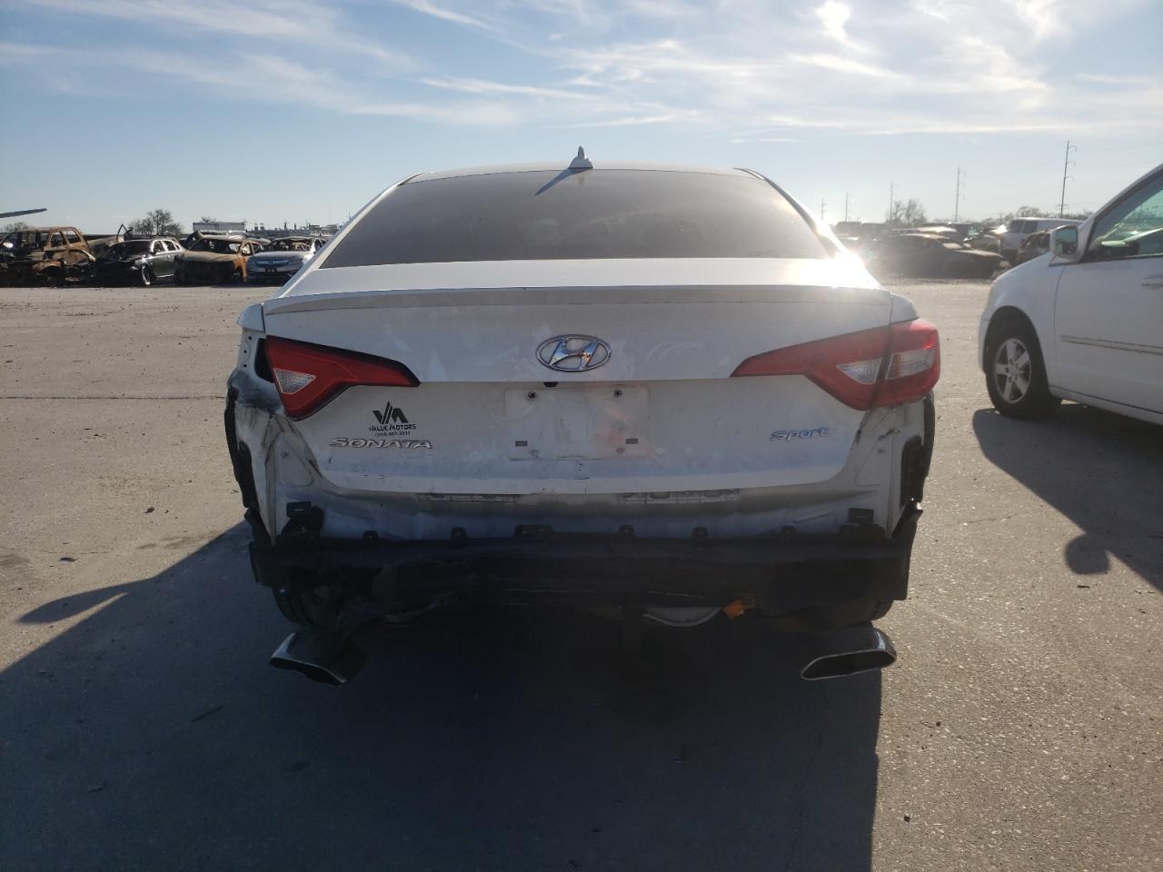 Photo 9 from auction – 2017 HYUNDAI SONATA SPO with VIN 5NPE34AF3HH511174