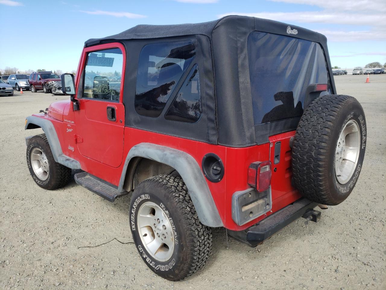 Photo 3 from auction – 2000 JEEP WRANGLER / with VIN 1J4FA49S2YP723493