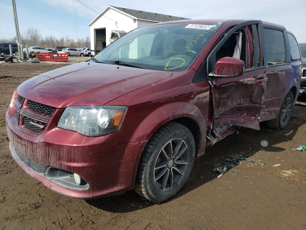 Photo 2 from auction – 2017 DODGE GRAND CARA with VIN 2C4RDGEG5HR663382