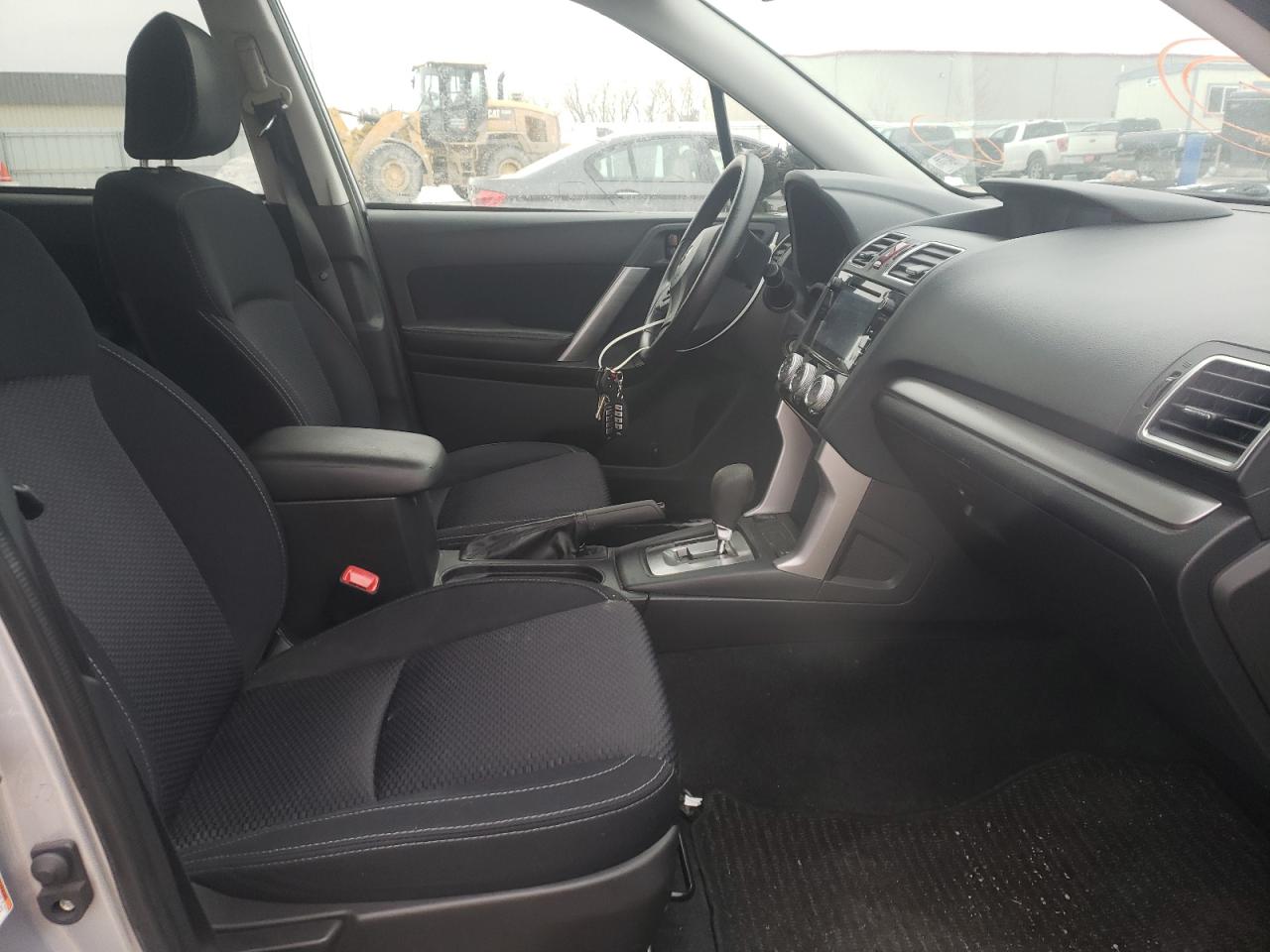 Photo 5 from auction – 2016 SUBARU FORESTER 2 with VIN JF2SJAGC7GH498755