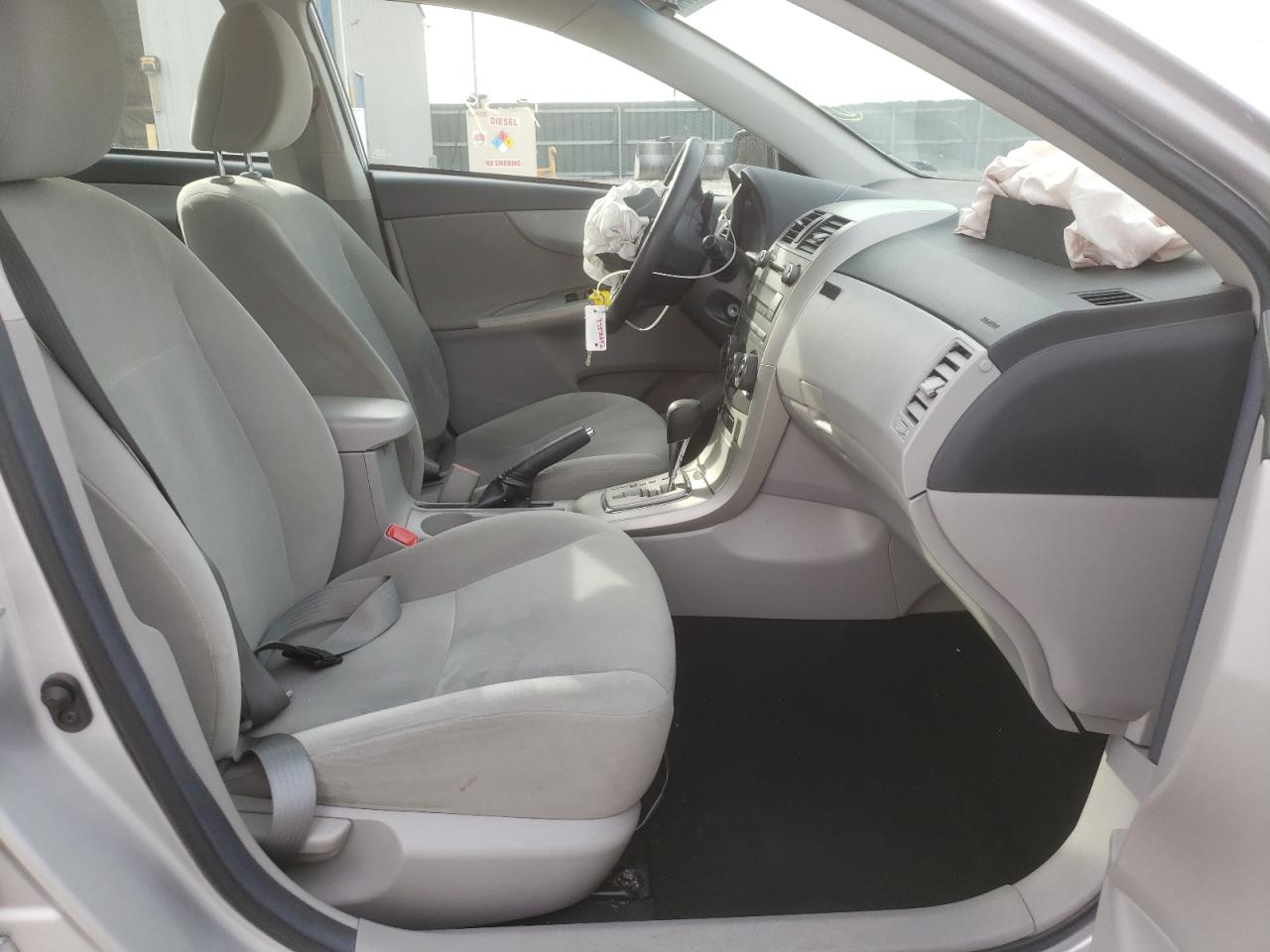 Photo 5 from auction – 2011 TOYOTA COROLLA BA with VIN 2T1BU4EE0BC562045