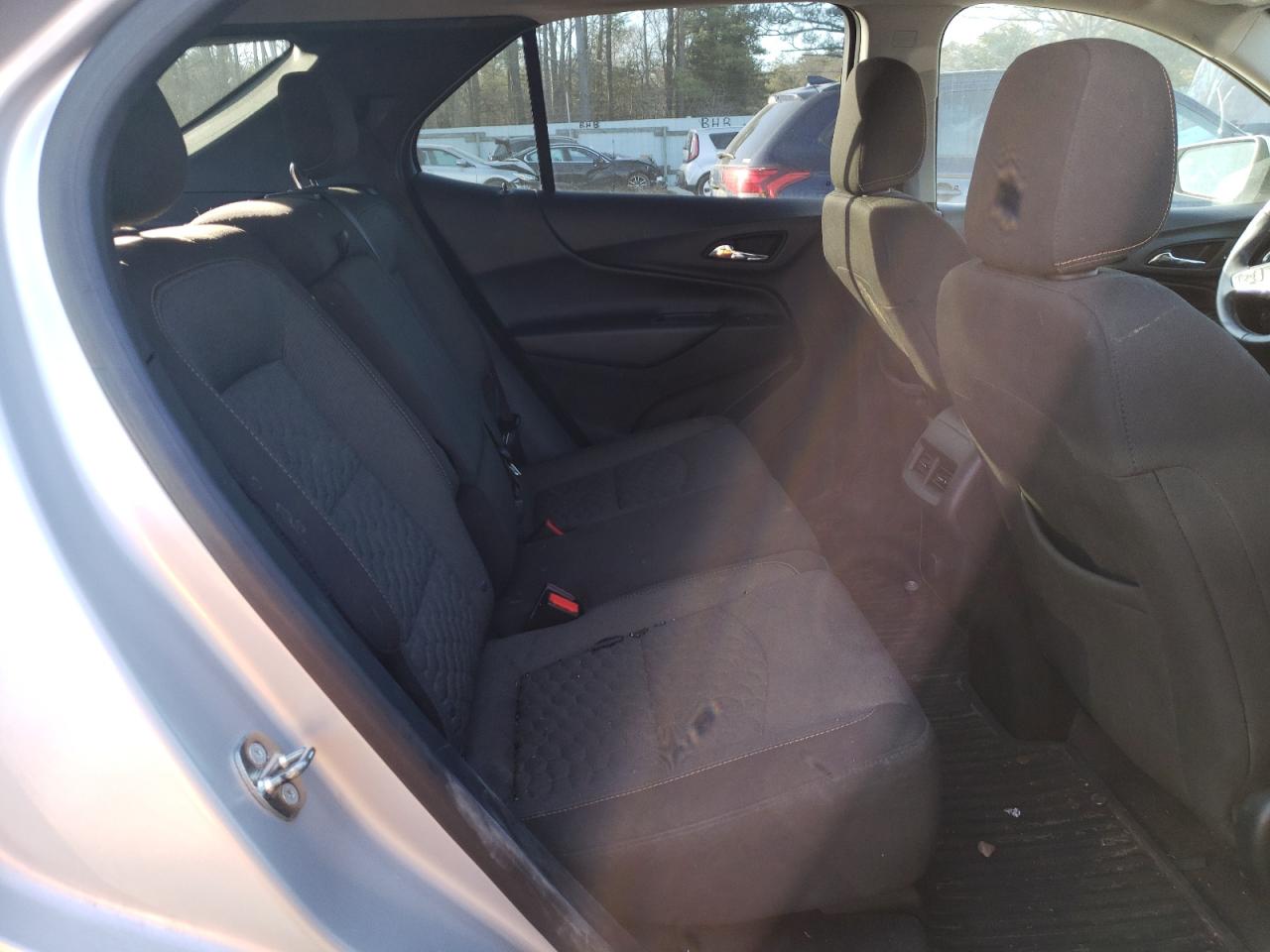Photo 6 from auction – 2018 CHEVROLET EQUINOX LT with VIN 2GNAXJEV2J6169883