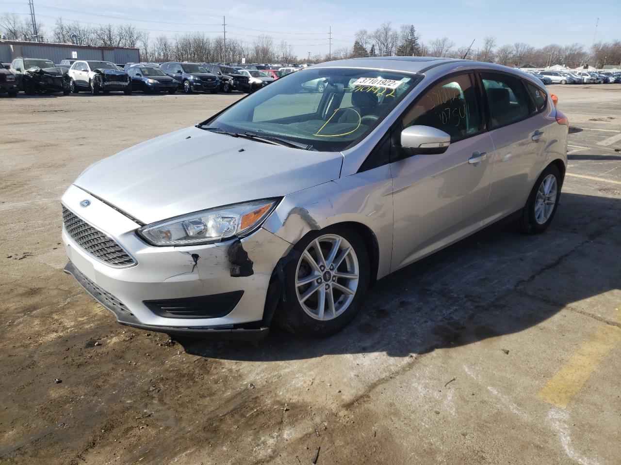 Photo 2 from auction – 2016 FORD FOCUS SE with VIN 1FADP3K25GL283782