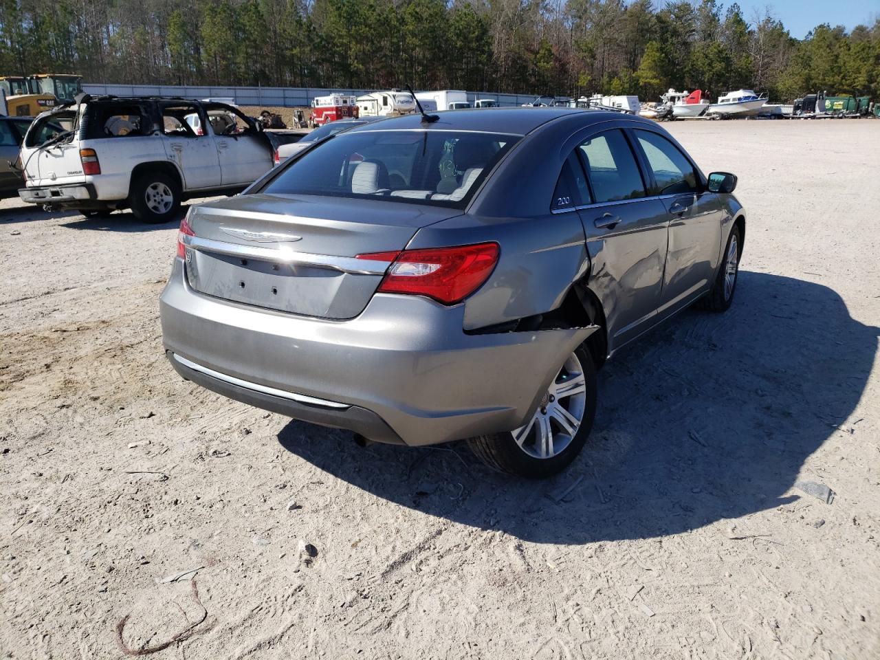 Photo 4 from auction – 2012 CHRYSLER 200 TOURIN with VIN 1C3CCBBB5CN230403