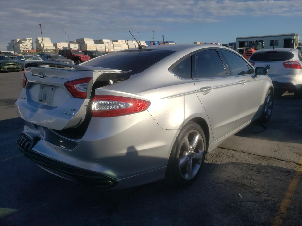 Photo 4 from auction – 2013 FORD FUSION SE with VIN 3FA6P0H95DR238303