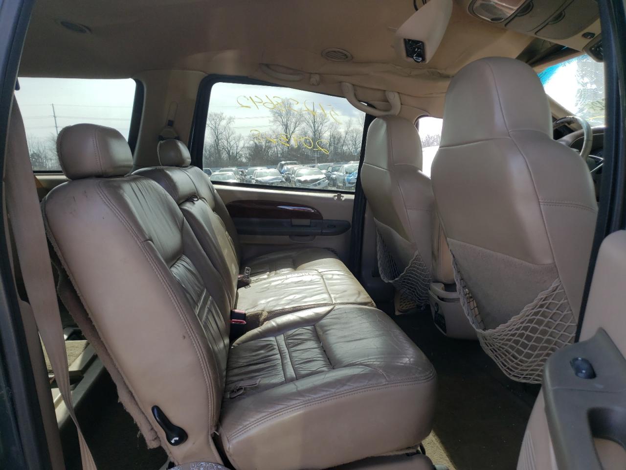 Photo 6 from auction – 2000 FORD EXCURSION with VIN 1FMSU43FXYEE35350