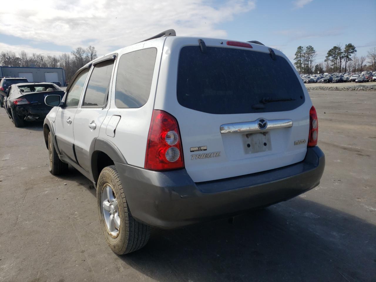 Photo 3 from auction – 2006 MAZDA TRIBUTE I with VIN 4F2YZ02Z36KM00605