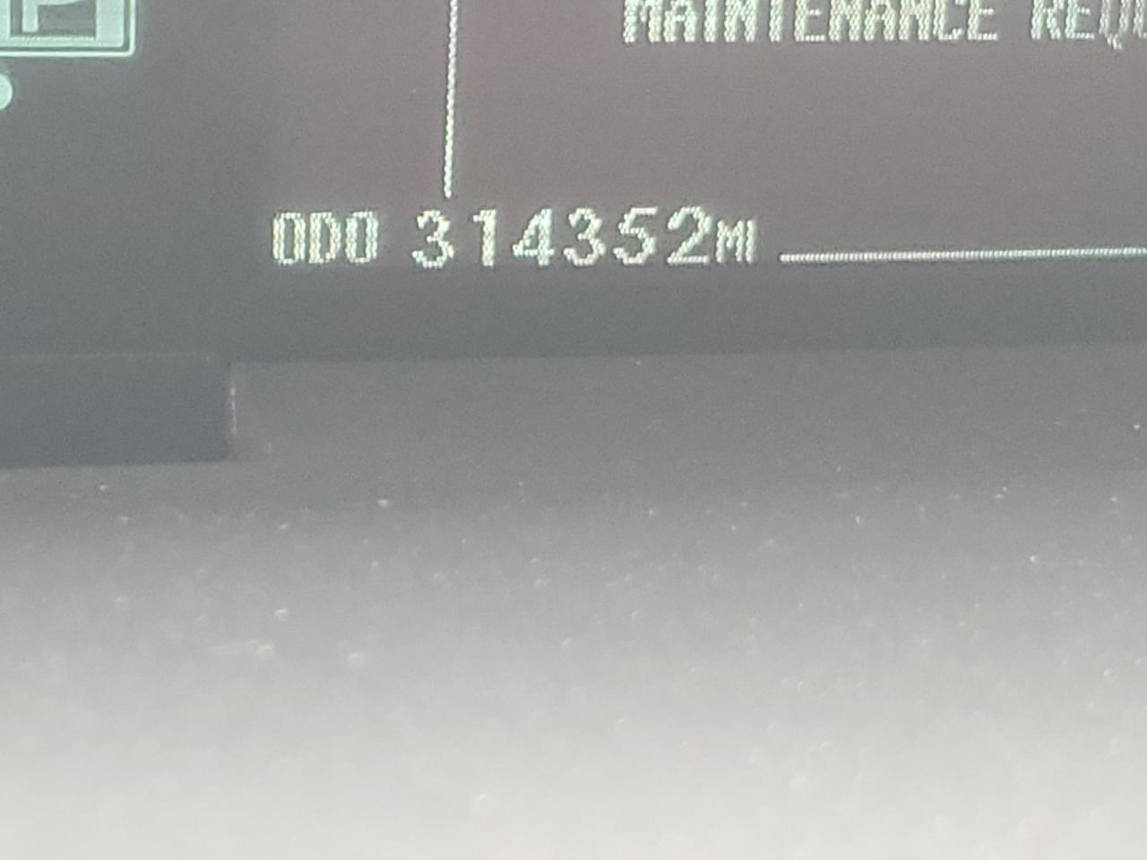 Photo 8 from auction – 2014 TOYOTA PRIUS with VIN JTDKN3DU4E0363949
