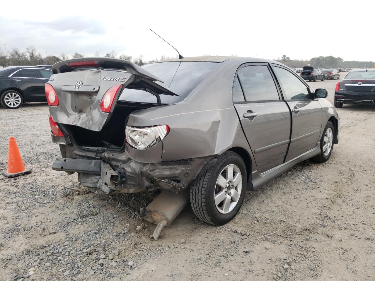 Photo 4 from auction – 2007 TOYOTA COROLLA CE with VIN 1NXBR32E87Z773547