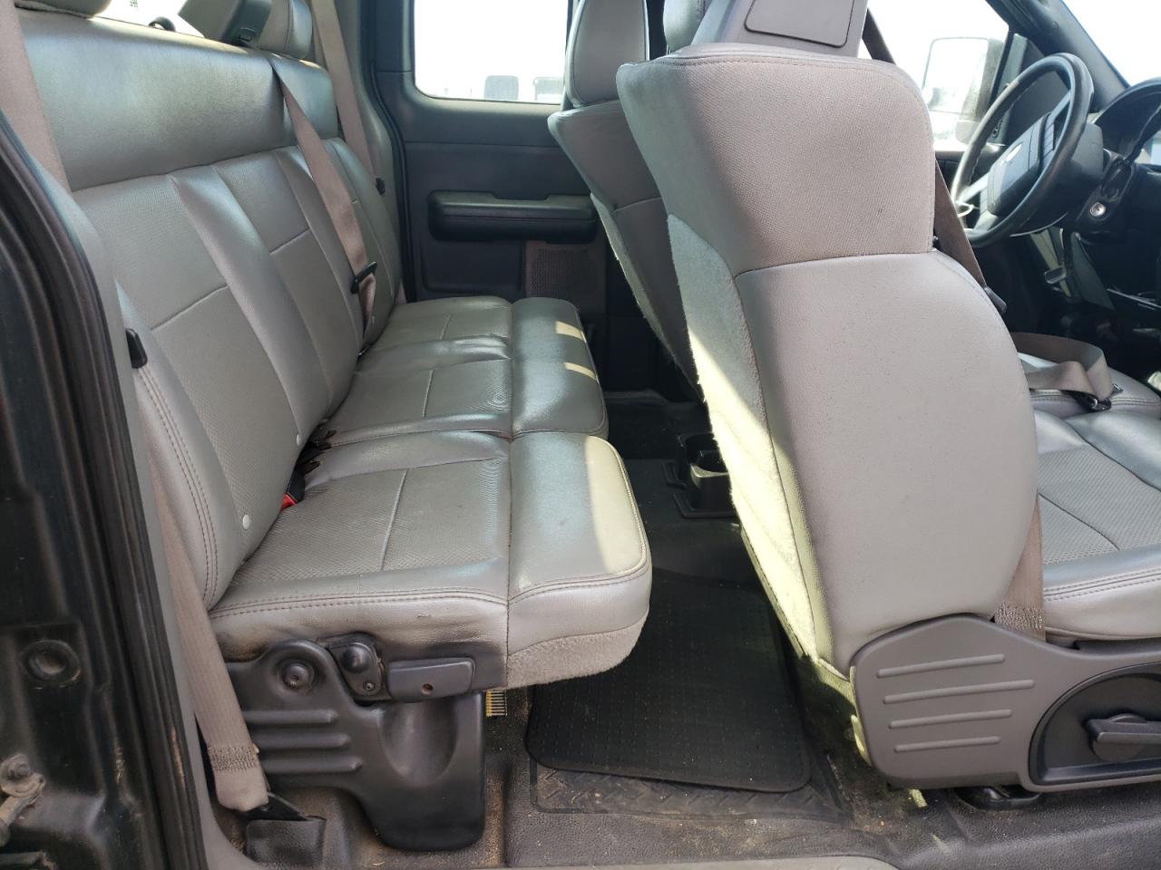 Photo 6 from auction – 2007 FORD F150 with VIN 1FTRX12W37FA37626