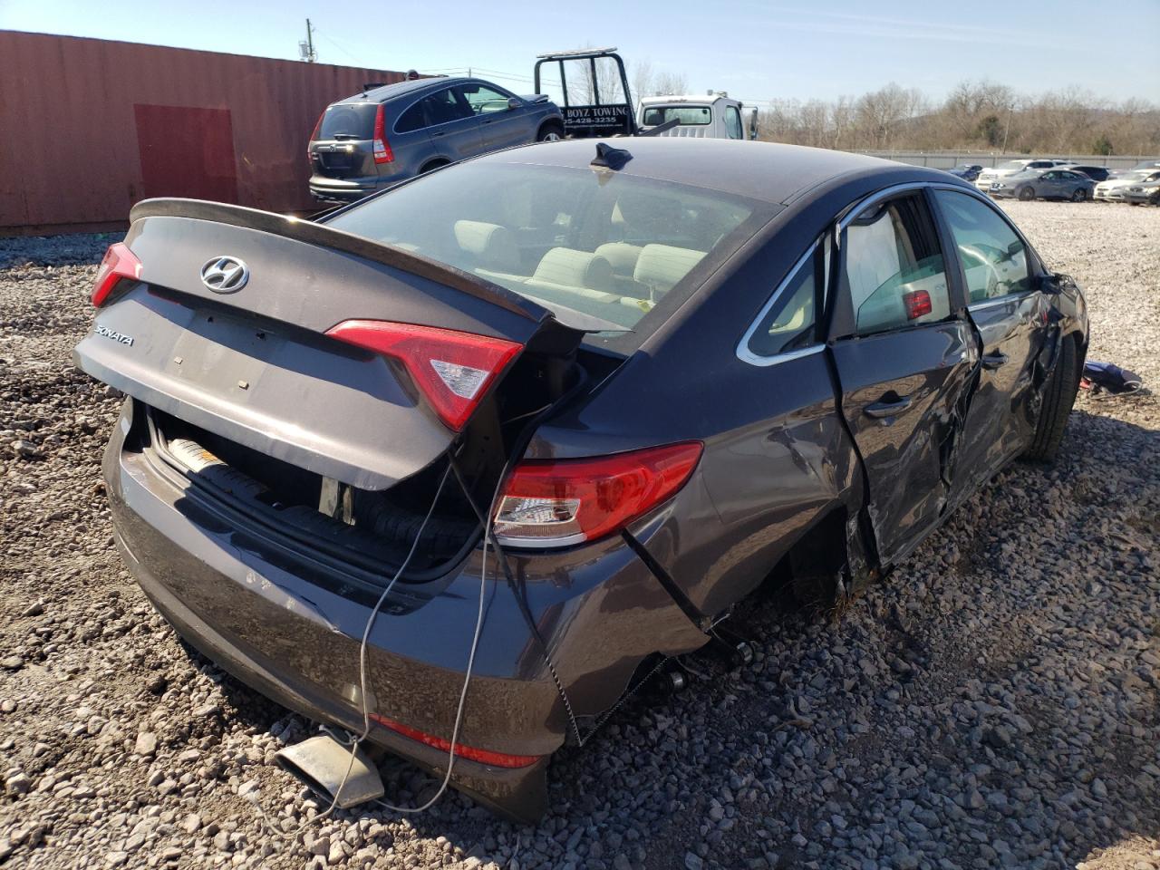 Photo 4 from auction – 2016 HYUNDAI SONATA SE with VIN 5NPE24AF1GH399010