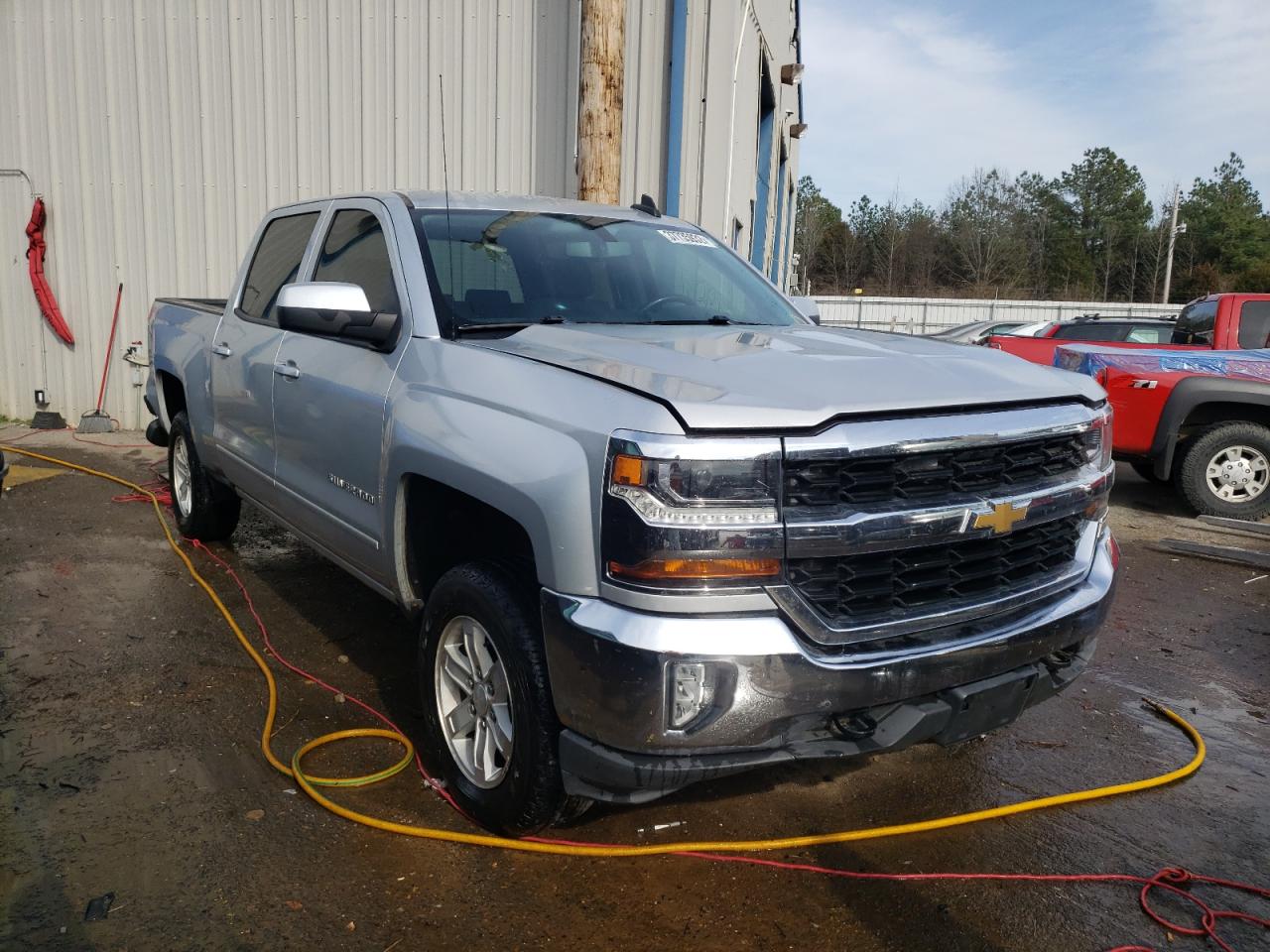 CHEVROLET SILVERADO 2016 with VIN 3GCUKREC5GG291944 - Photo from auction