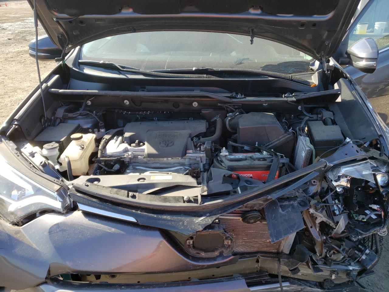 Photo 7 from auction – 2017 TOYOTA RAV4 LIMIT with VIN 2T3YFREV8HW371408