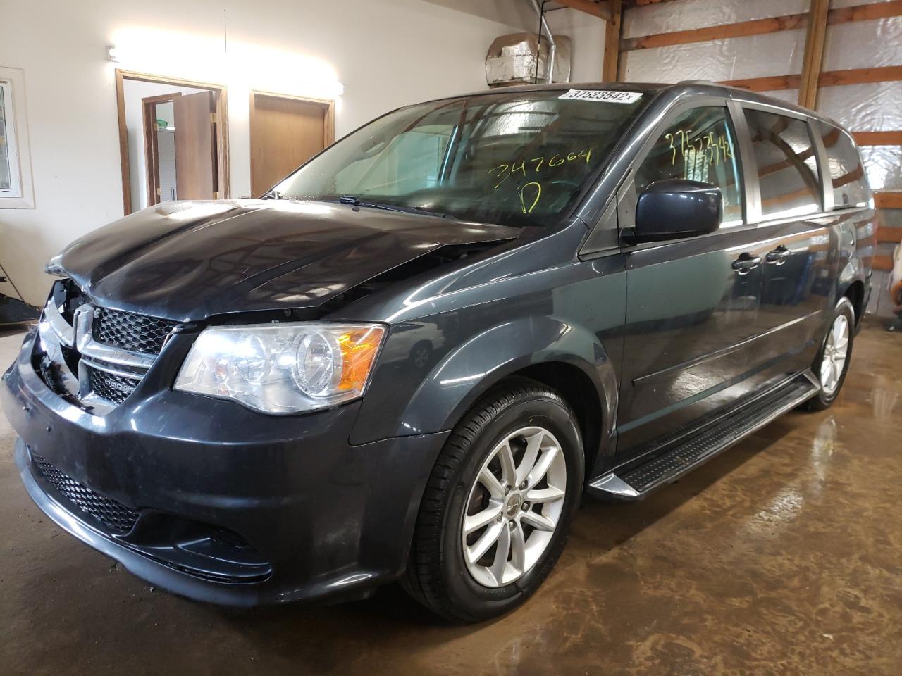 Photo 2 from auction – 2014 DODGE GRAND CARA with VIN 2C4RDGCG4ER347664