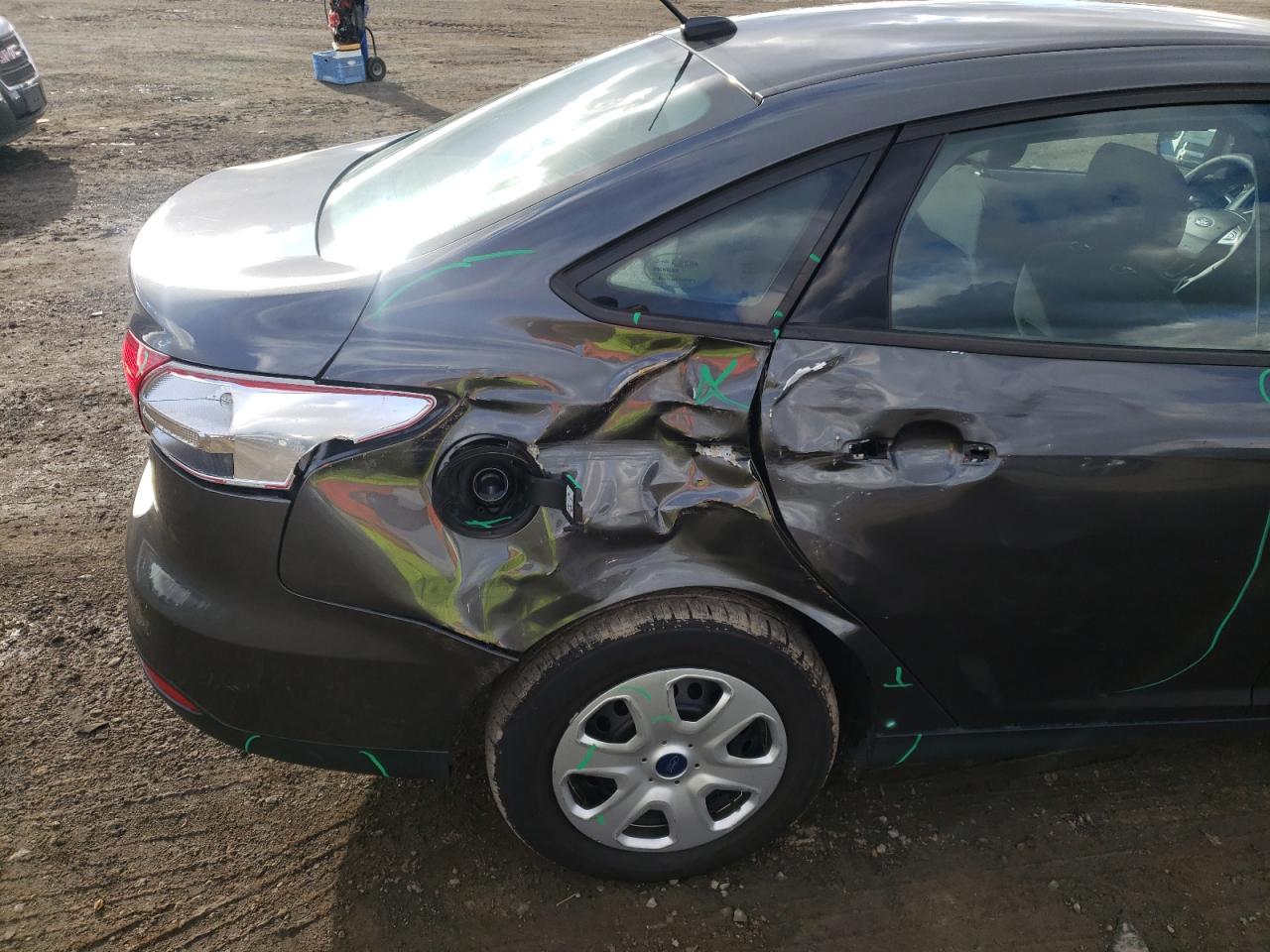 Photo 9 from auction – 2017 FORD FOCUS S with VIN 1FADP3E22HL325628