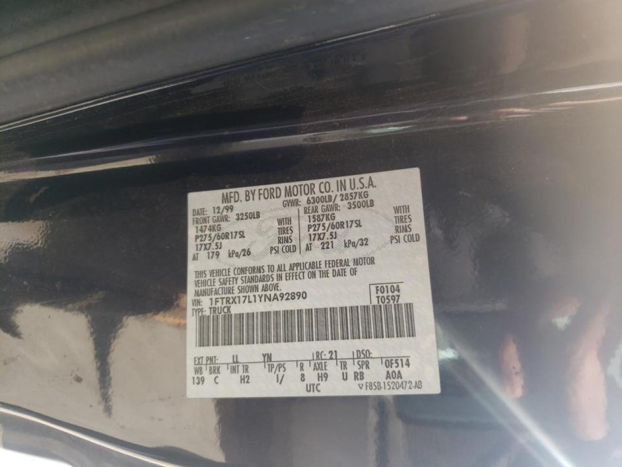 Photo 10 from auction – 2000 FORD F150 with VIN 1FTRX17L1YNA92890