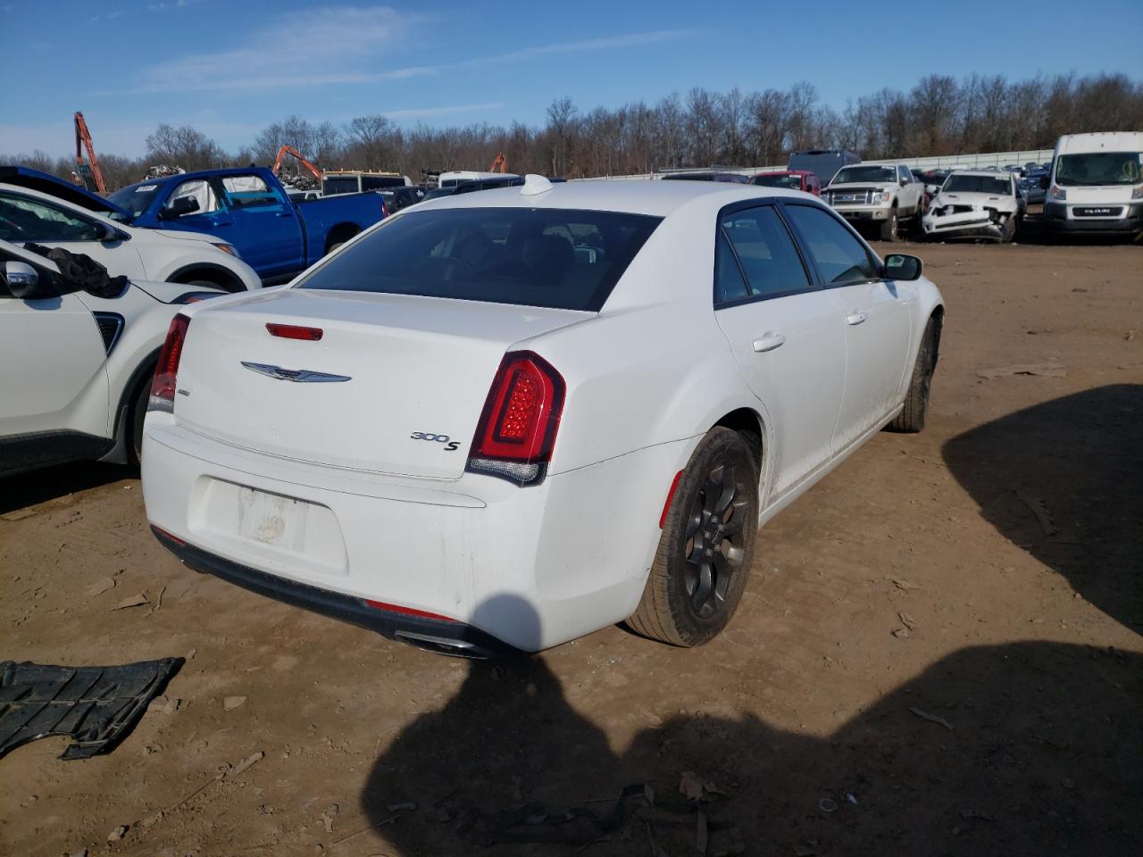 Photo 4 from auction – 2019 CHRYSLER 300 S with VIN 2C3CCAGG5KH634422