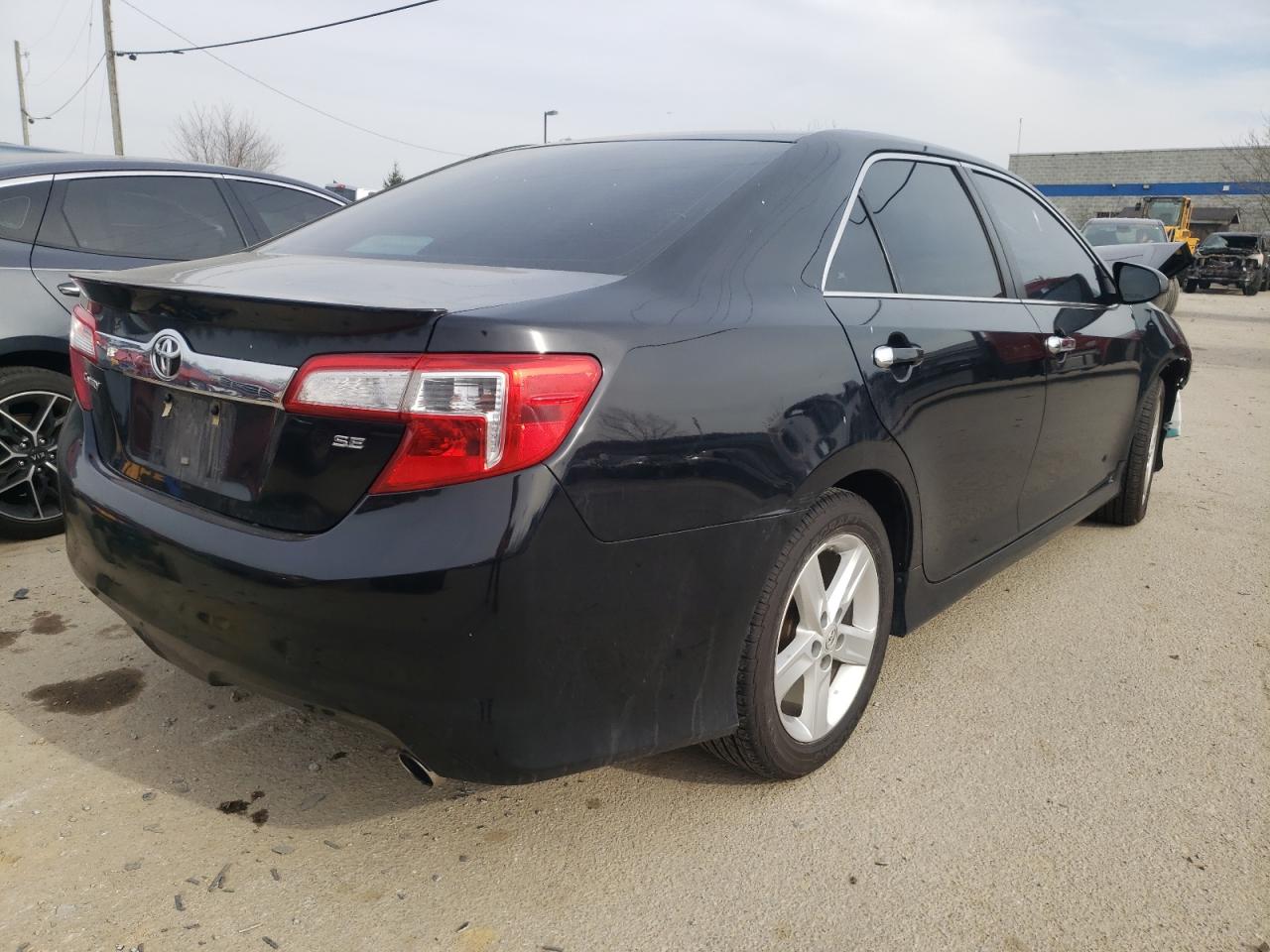 Photo 4 from auction – 2012 TOYOTA CAMRY BASE with VIN 4T1BF1FK4CU621143