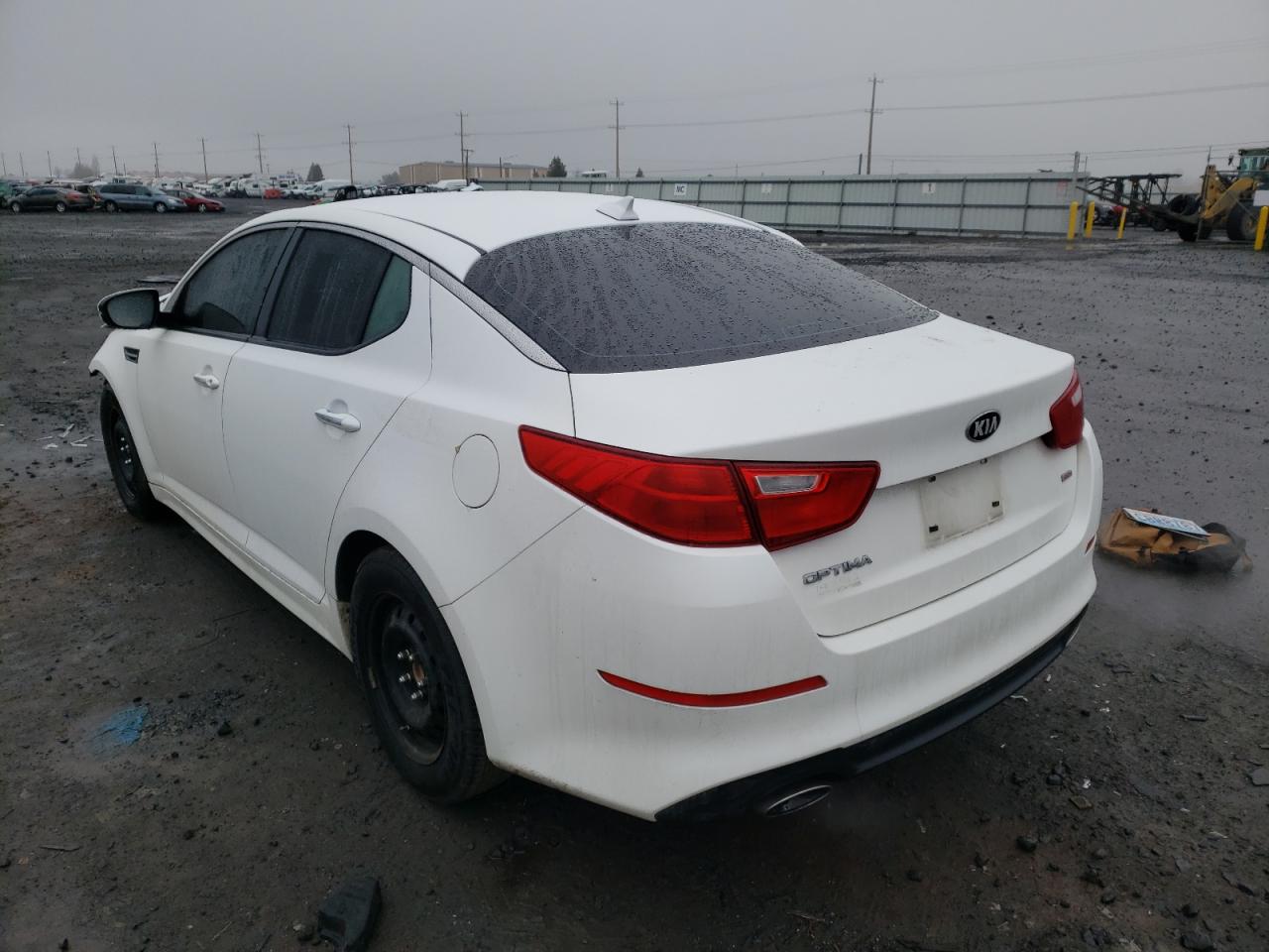 Photo 3 from auction – 2015 KIA OPTIMA LX with VIN KNAGM4A7XF5630932