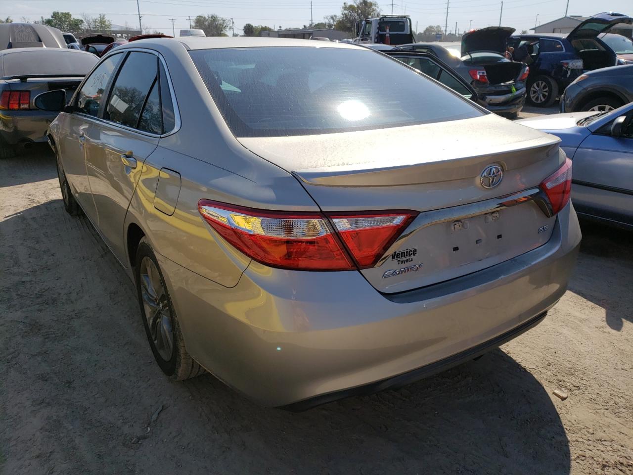 Photo 3 from auction – 2016 TOYOTA CAMRY LE with VIN 4T1BF1FK0GU165731