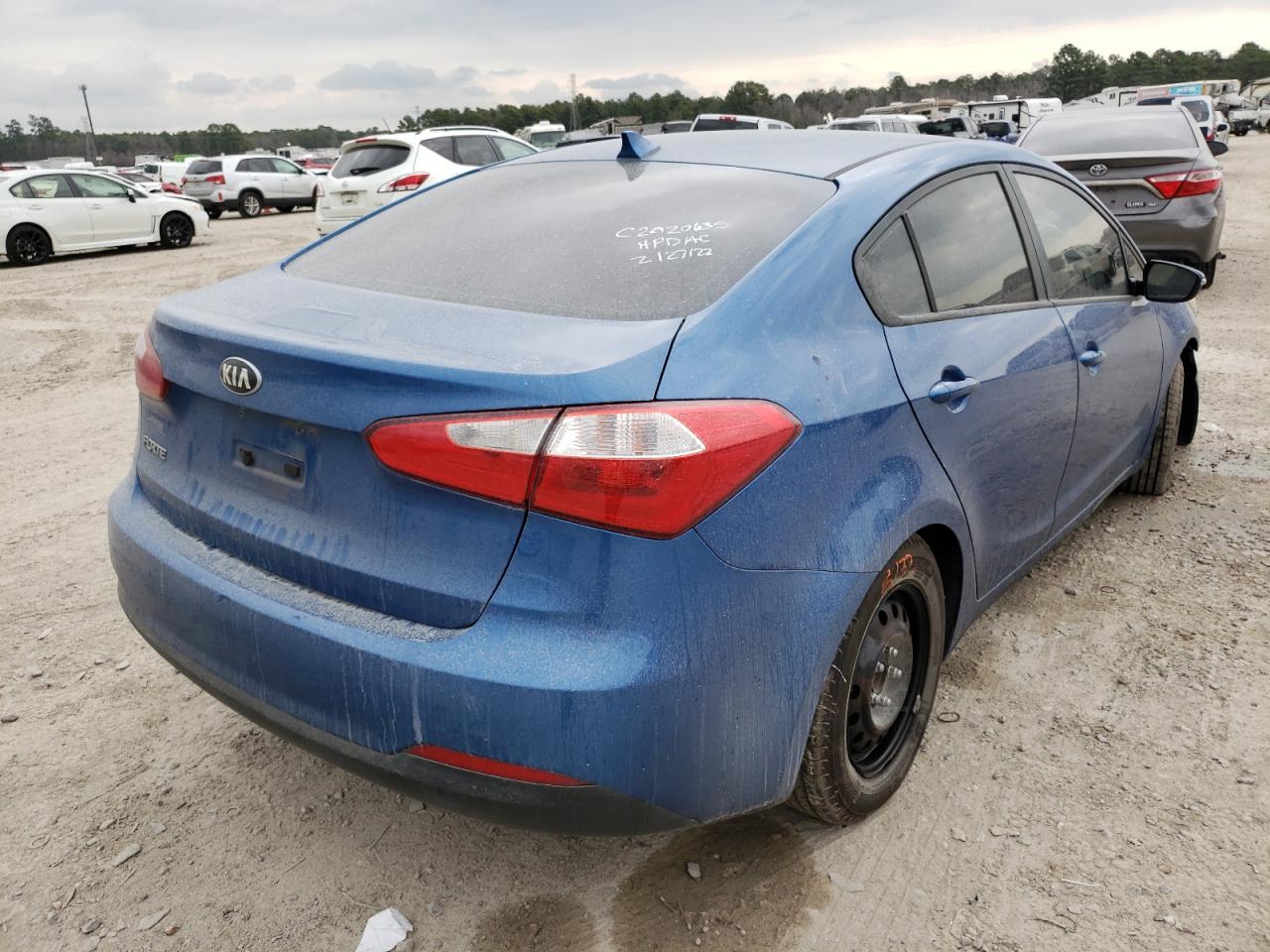 صورة رقم 4 من المزاد - 2015 KIA FORTE LX مع VIN KNAFX4A60F5362452
